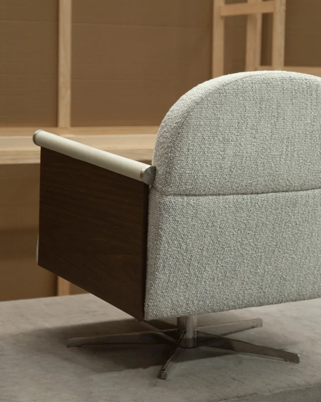 El sillón Koro transforma cualquier espacio. Te esperamos en cualquiera de nuestros showrooms en CDMX, Puebla, Monterrey y Guadalajara. #TuttoPelle